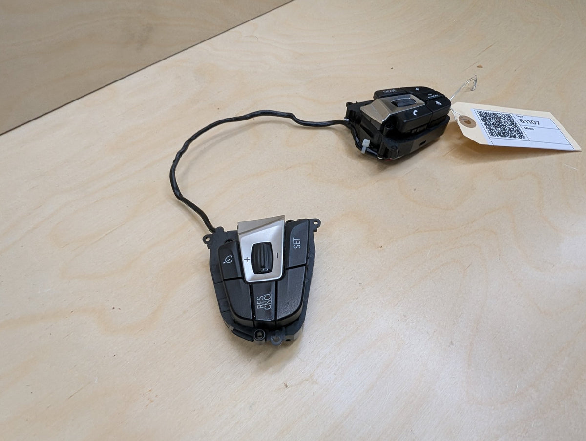 18-21 OEM BMW G01 G02 X3 X4 Steering Wheel Multifunction Switch Button