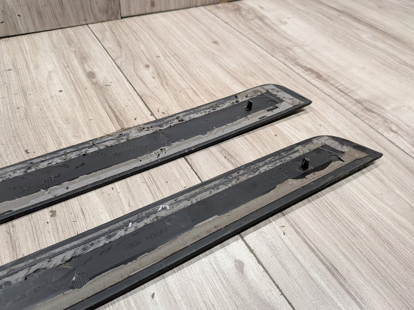 2008-2017 Audi S5 8T Front Left Right Scuff Plate Door Sill SET 8T0853373