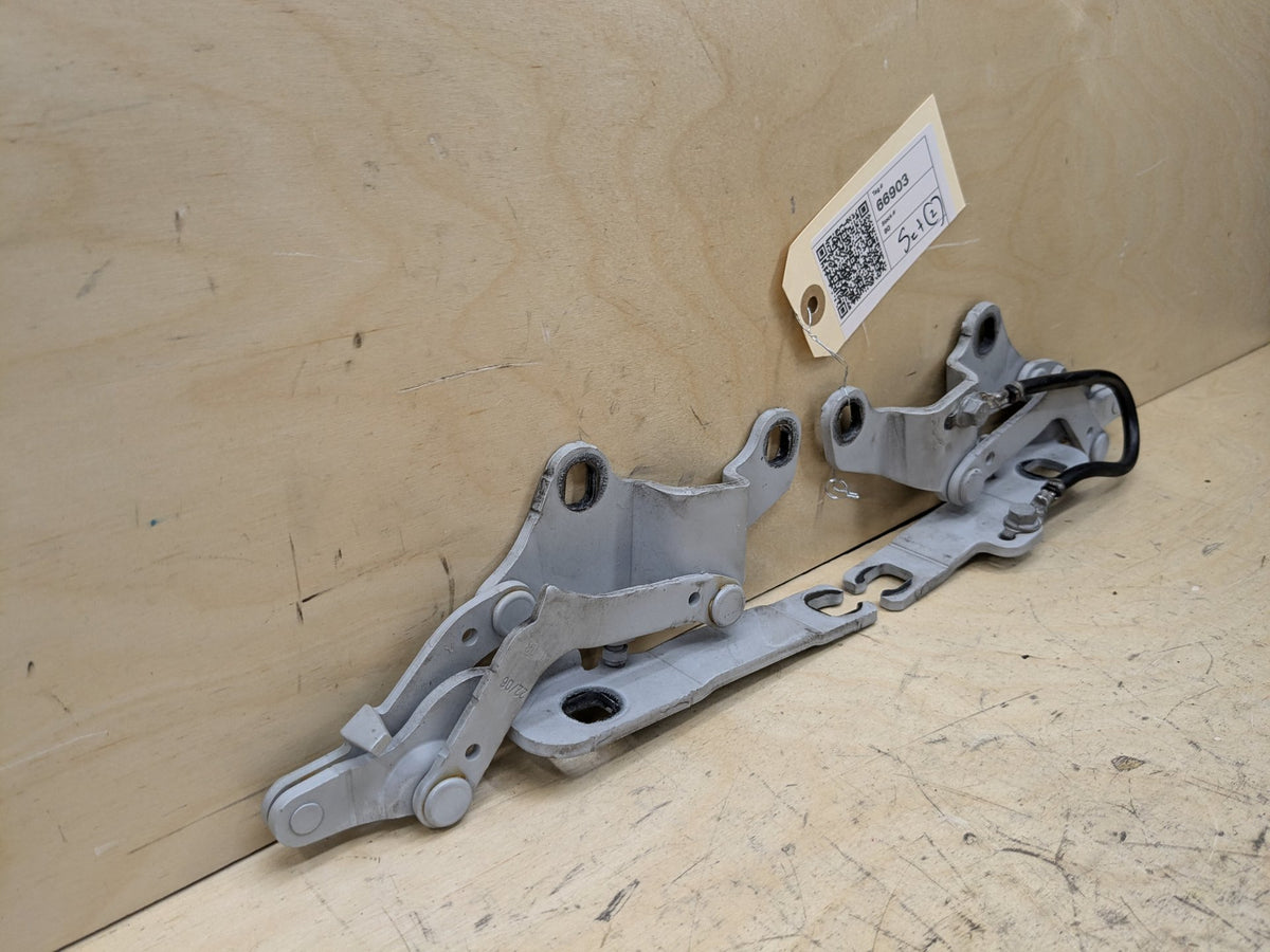 2007-2013 BMW 335i E92 Hood Bonnet Hinges SET 7210677 OEM