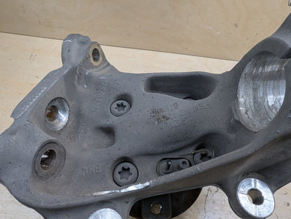 12-18 OEM BMW F30 F31 Sedan RWD Front Right Hub Knuckle Wheel Bearing Carrier