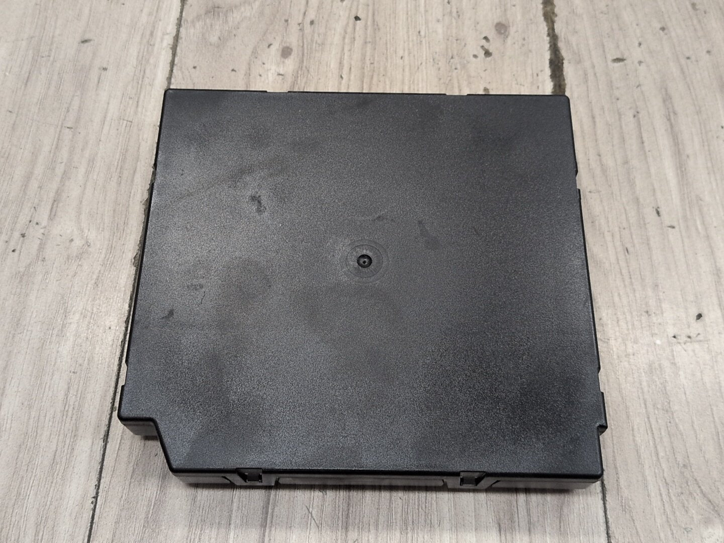 2015-2018 Audi Q3 8U BCM Body Control Module 8X0907063AC