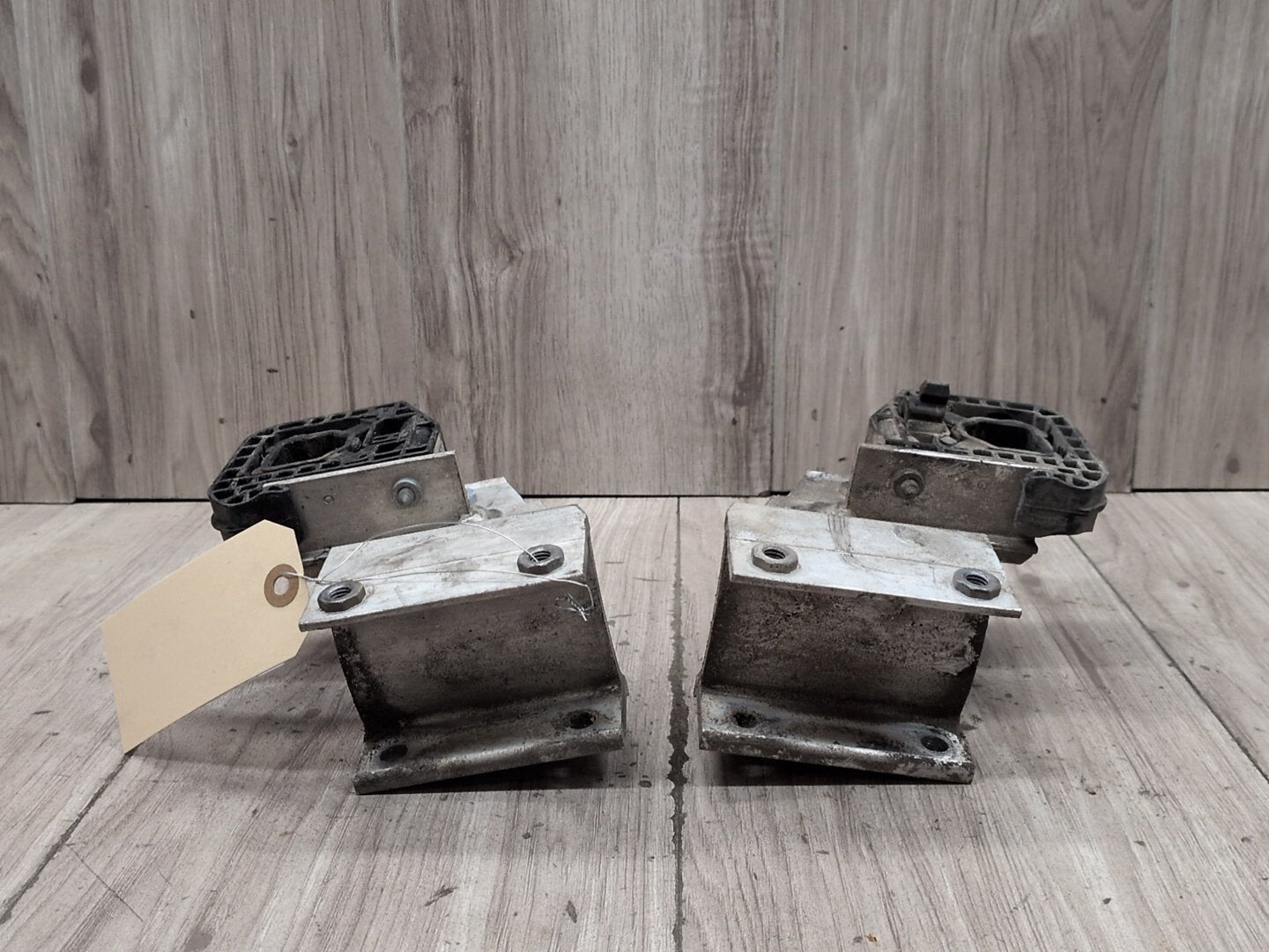 18-24 OEM BMW G01 G02 F97 F98 X3 X4 Left Right Side Bumper Impact Mount Brackets