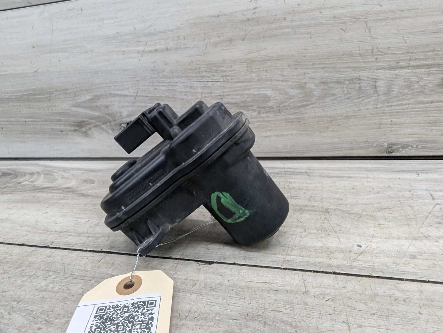 OEM BMW F90 G07 G12 G30 G80 G82 G83 M3 M4 M8 Rear Parking Brake Actuator Motor
