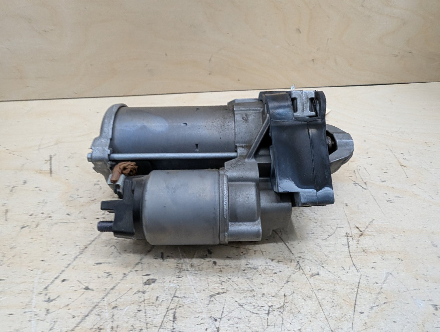 16-21 OEM BMW F22 F30 F32 F33 F36 G01 G30 330 430 530 Engine B46 Starter Motor