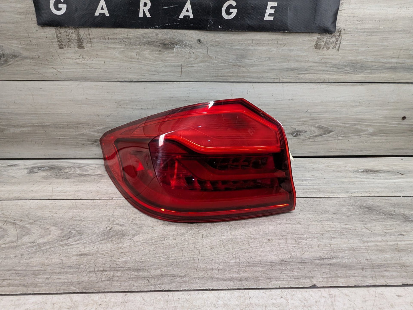 17-20 OEM BMW F90 G30 530 540 M550 M5 Rear Left Driver Side Outer Tail Light