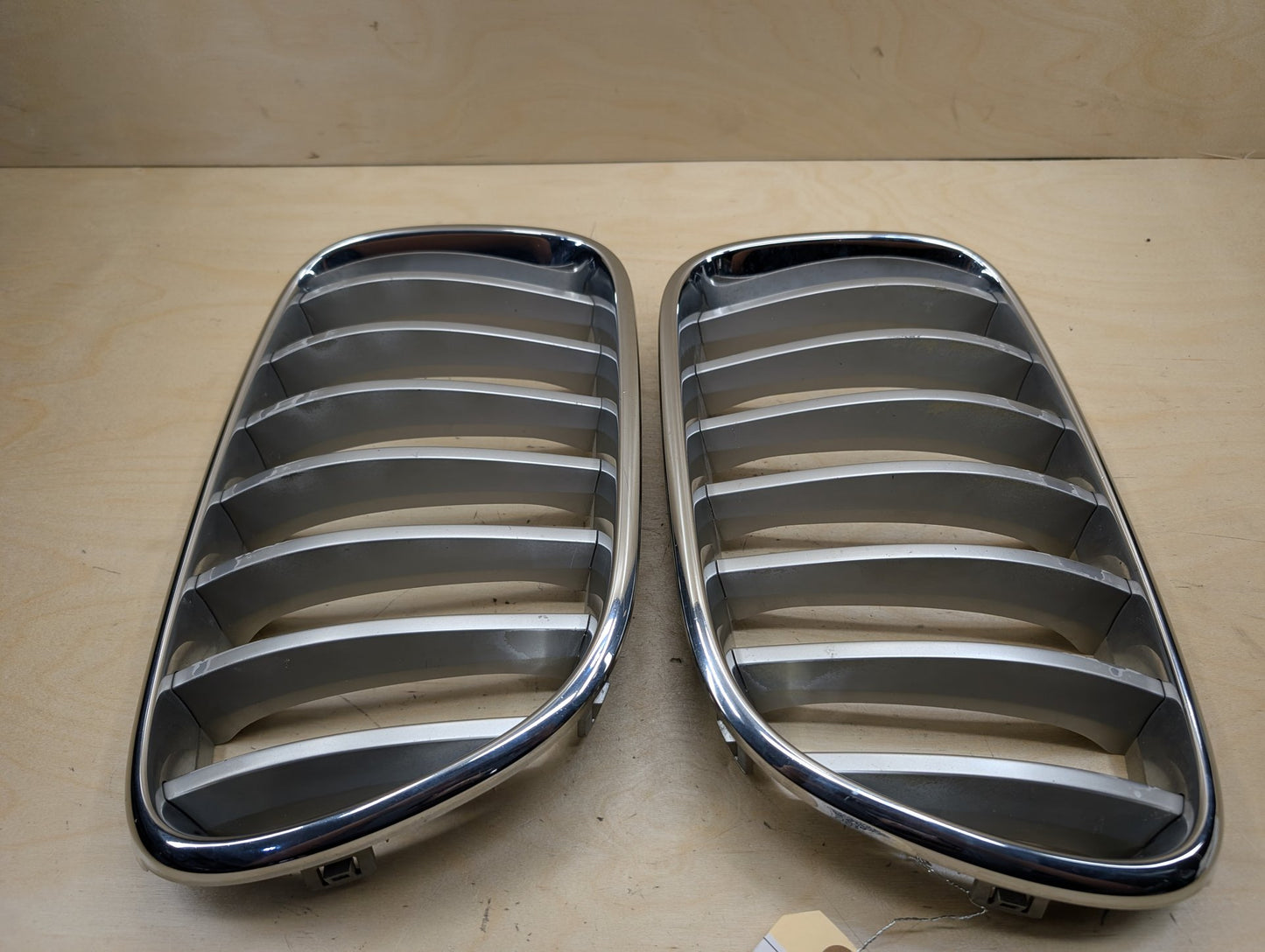 2011-2016 BMW X3 F25 Front Left Right Upper Bumper Cover Kidney Grilles SET 7210725