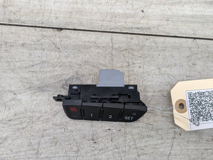 2008 - 2017 Audi S5 8T Front Left Driver Seat Memory Switch 8T0959769