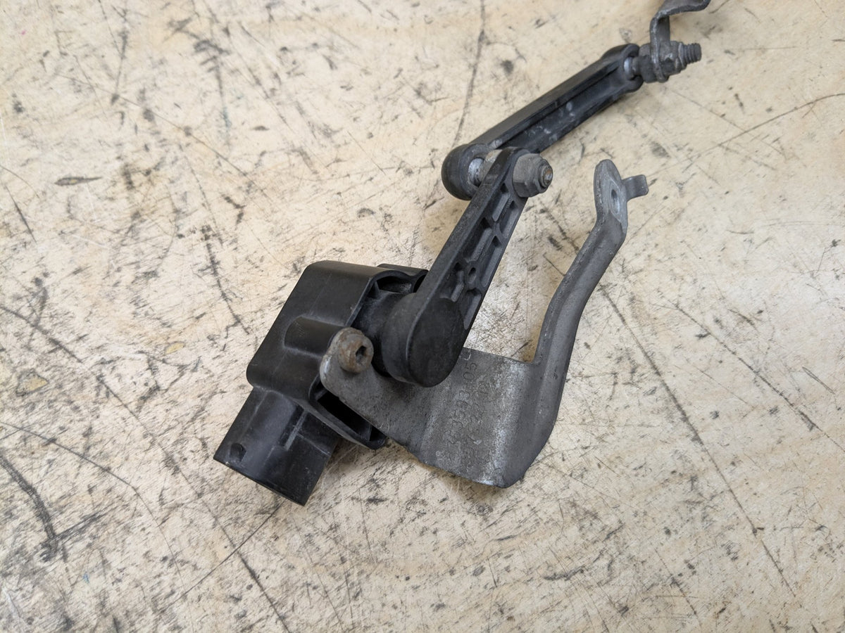 2007-2013 BMW 335i E92 Suspension Height Level Sensor 6763735 OEM