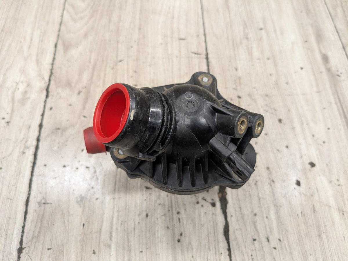 2017 BMW F16 X6 Engine Motor Cooling Auxiliary Water Pump 7598865