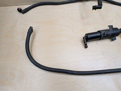 OEM BMW E90 E92 E93 328 335 Front Left Right Headlight Washer Spray Nozzle Jet