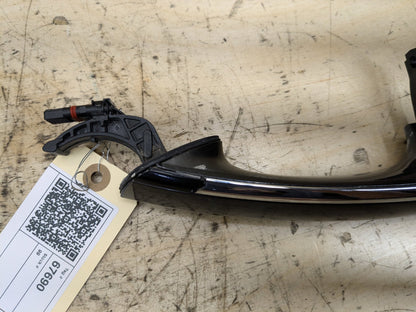 2016-2019 BMW 750i G12 Front Left Driver Exterior Door Handle 7411037 OEM