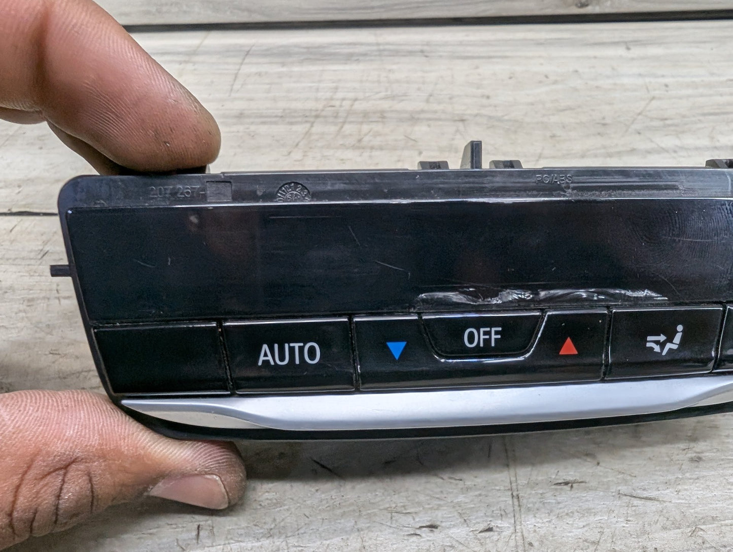 OEM BMW G20 G22 G23 G26 G80 G82 G83 Rear AC Air Climate Control Switch Module
