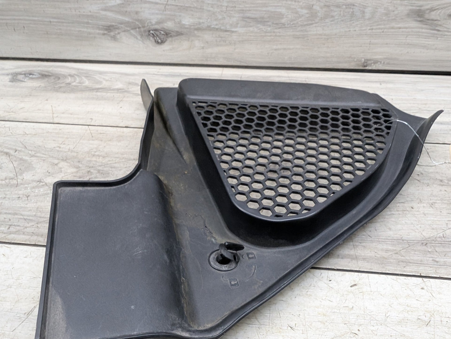 2018 - 2024 BMW X3 G01 Right Passenger Side Cowl Cover 7399018 B58B30O1