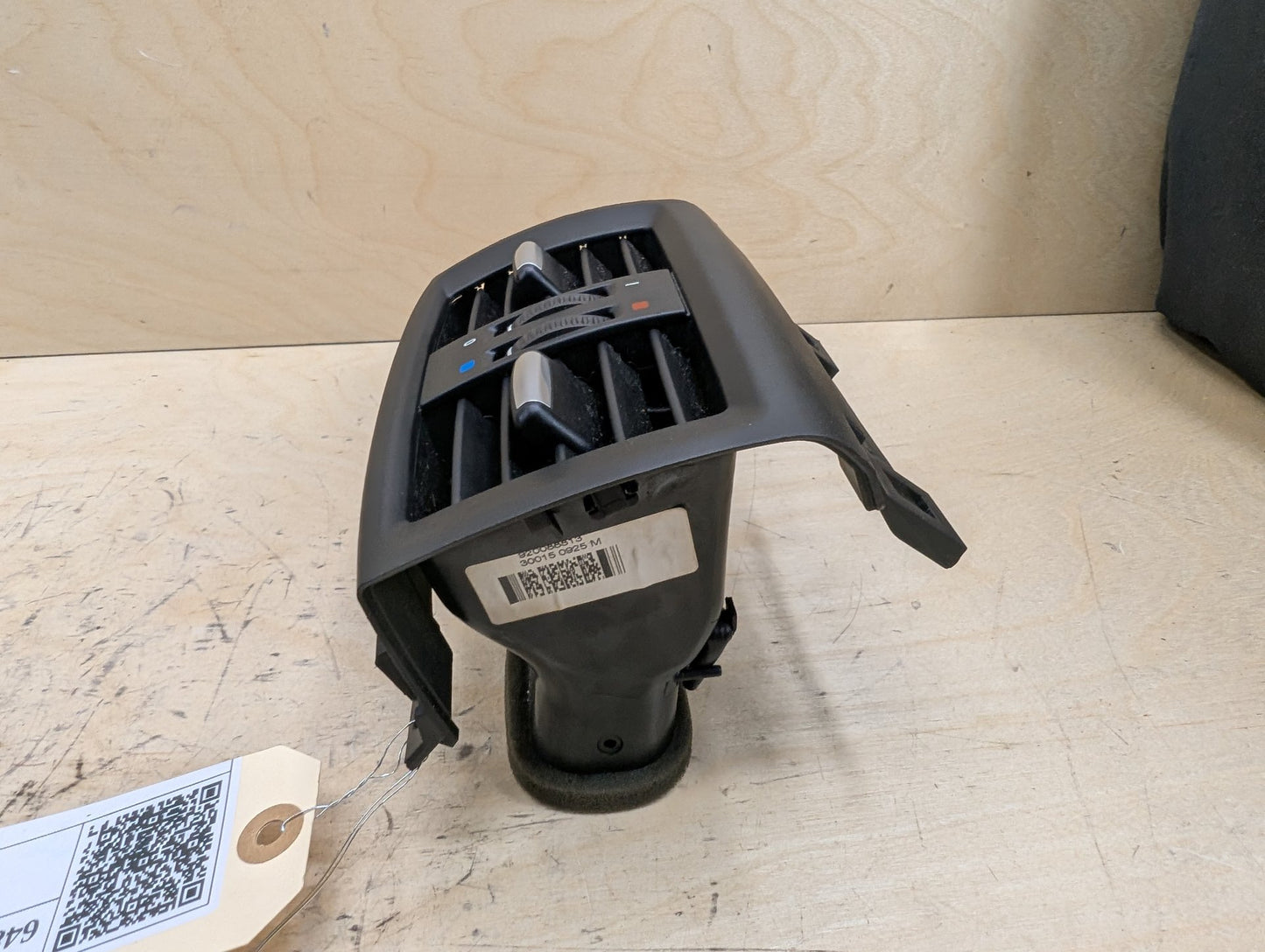 11-18 OEM BMW F25 F26 X3 X4 Rear Center Console AC Air Vent Grille Black