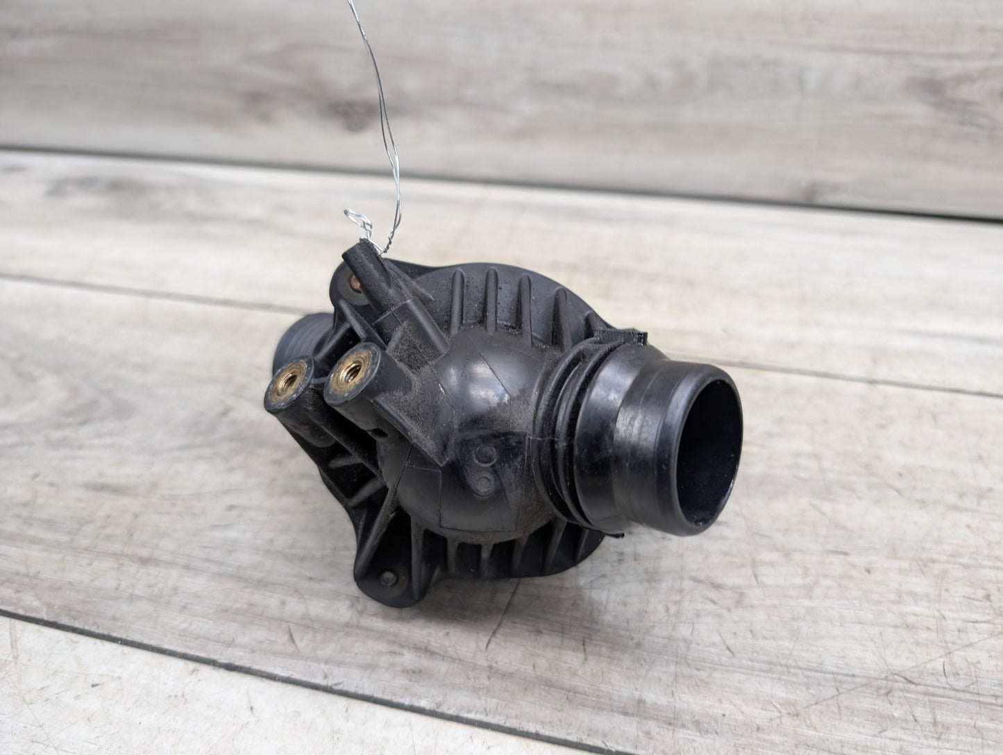 2007-2013 BMW E93 328i N52B30M1 Engine Motor Heat Coolant Thermostat 7549476
