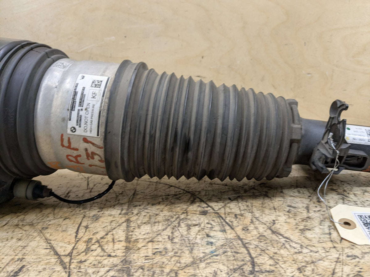 16-21 OEM BMW G12 750 AWD Front Right Passenger Air Suspension Strut Shock