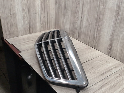 2009-2012 Mercedes-Benz E550 W212 Front Middle Center Bumper Cover Grille A2128800583 OEM