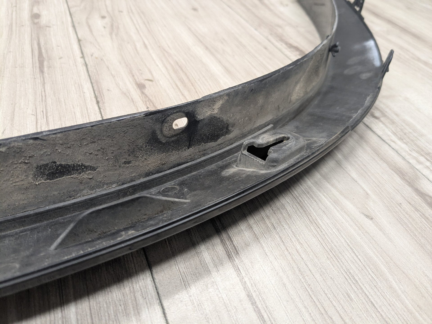 2011 - 2017 BMW X3 F25 Front Left Driver Fender Flare Arch Trim Molding 8050457 N20B20O0