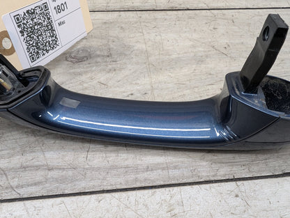 2021 - 2026 BMW 430i G22 Front Left Driver Exterior Door Handle w/ Comfort Access 9854207 B46B20O1