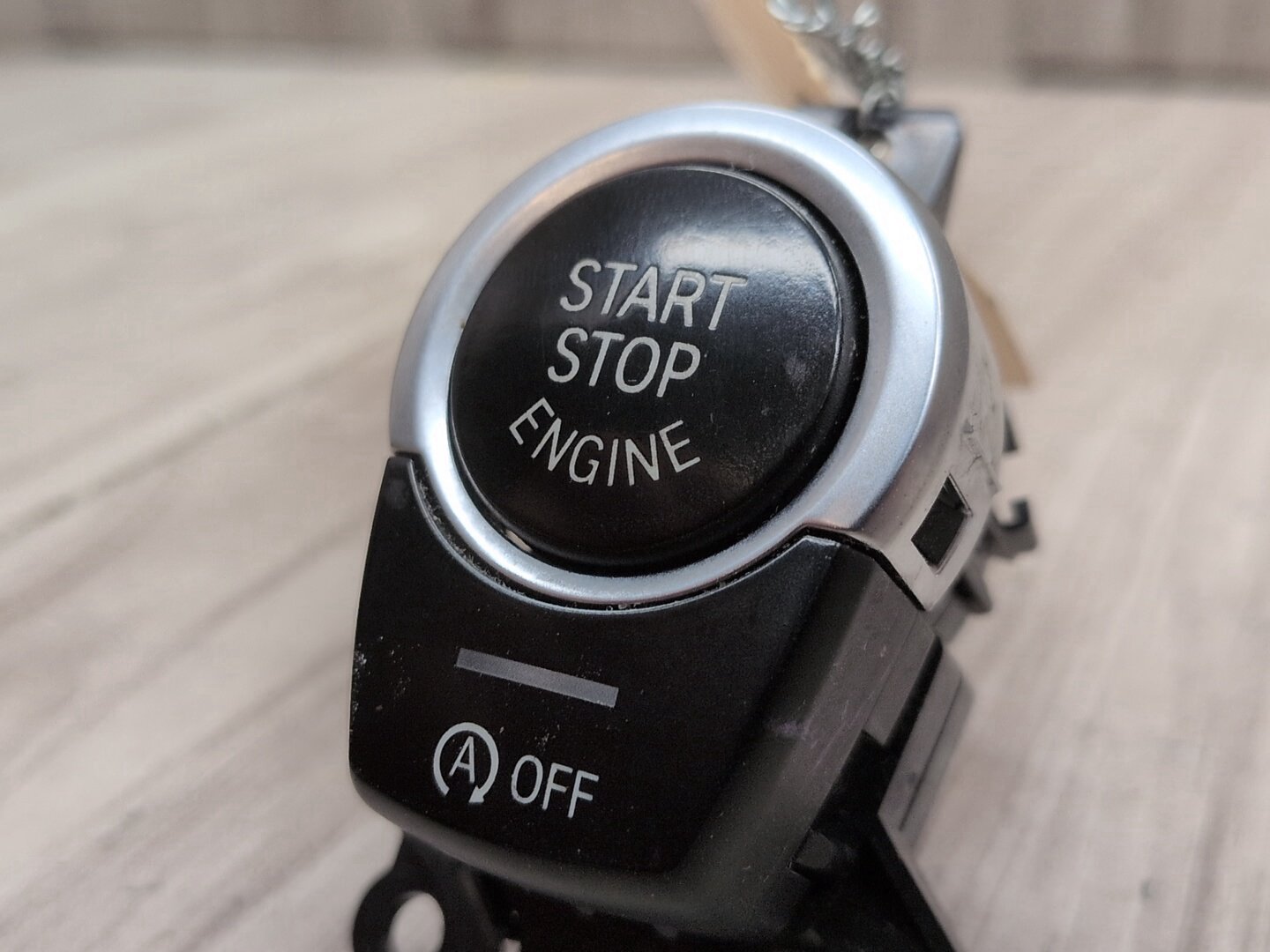 10-18 OEM BMW F01 F10 F06 F13 M6 F01 F02 Engine Start Stop Button Push Dash Switch