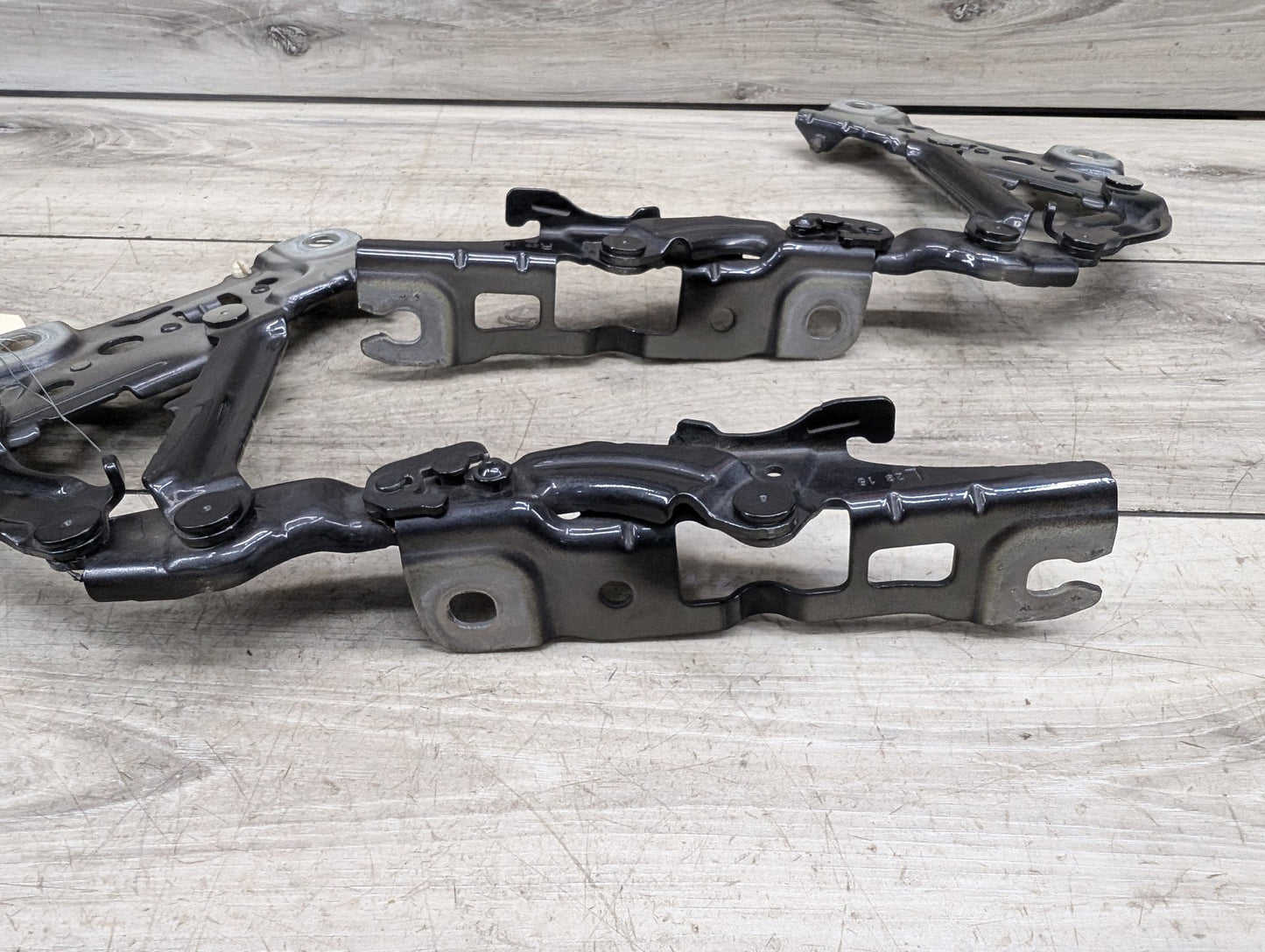 OEM BMW F90 F93 G12 G14 G15 G16 G30 M5 M8 Hood Bonnet Left Right Hood Hinges SET