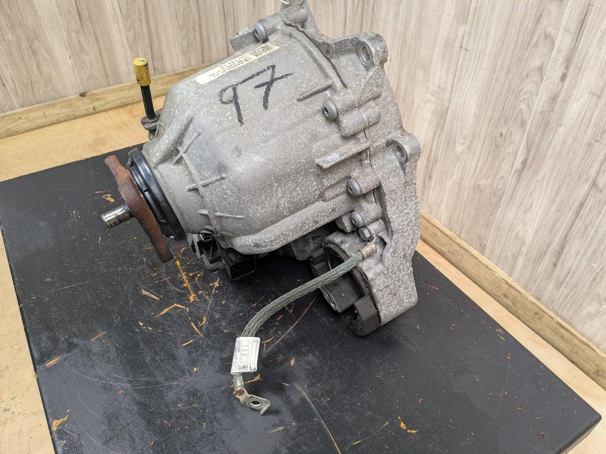 16-19 OEM BMW G12 G30 530 540 M550 740 750 AWD Transmission Transfer Case ATC13