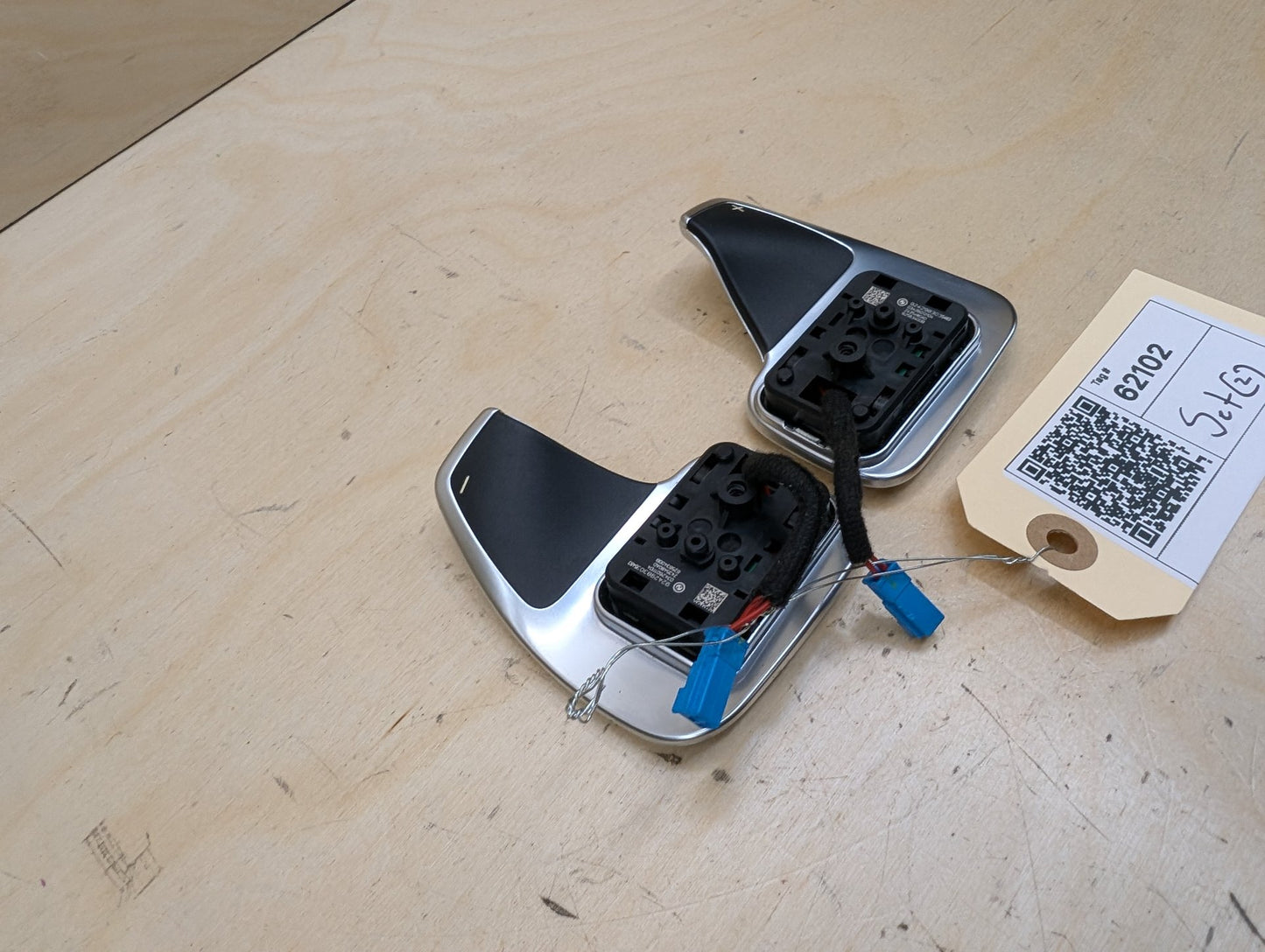 OEM BMW F15 F25 F30 F32 F33 F36 F48 X1 X3 X5 AT Paddle Shifter Plus Minus PAIR