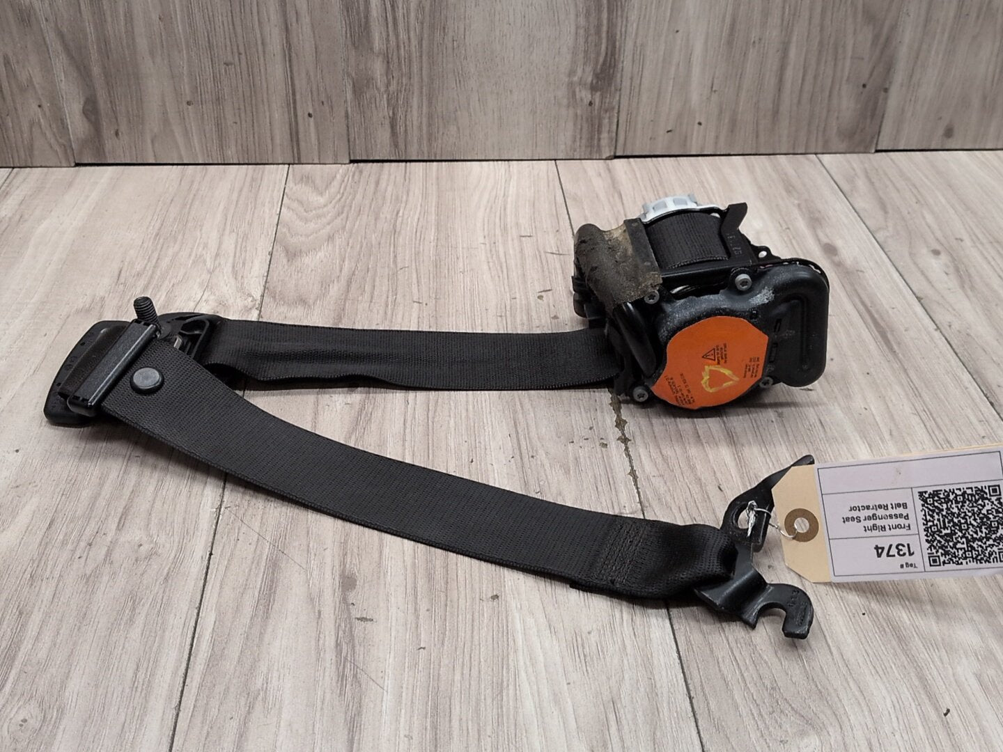 2011 - 2017 BMW X3 F25 Front Left Driver Seatbelt Seat Belt Retractor 7258435 N20B20O0