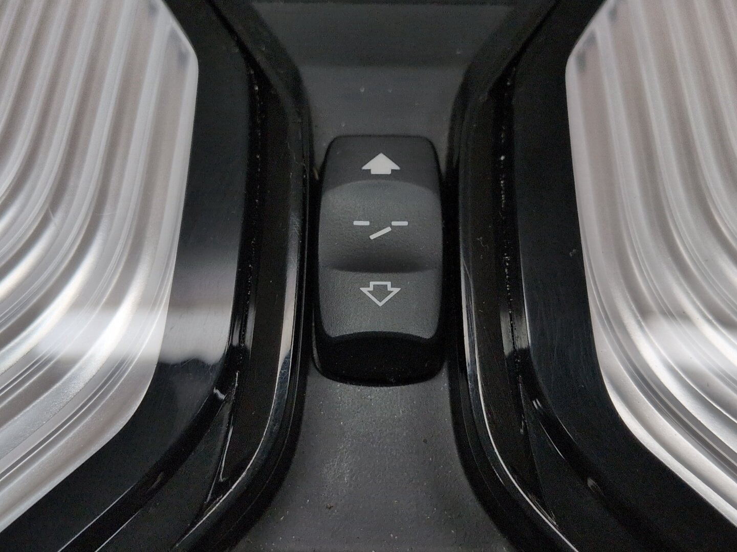 2019 - 2026 BMW X5 G05 Headliner Overhead Dome Light Switch Module 9893141 N63B44M3