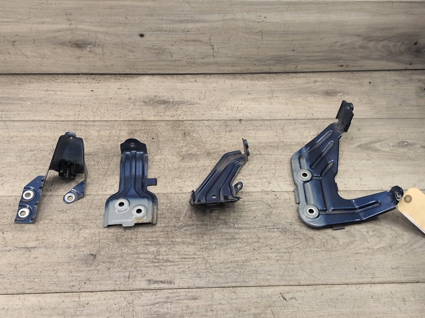 2018 - 2024 BMW X3 G01 Front Left Driver Fender Brackets SET 7424677 B58B30M0