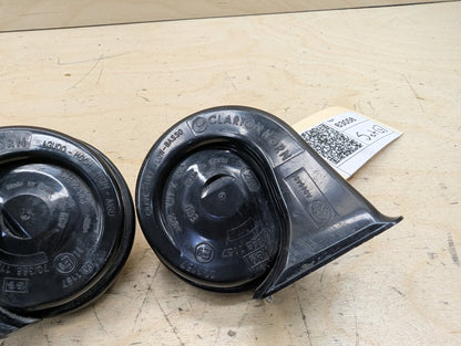 2012-2018 BMW 328i F30 Alarm Horns SET 7300975