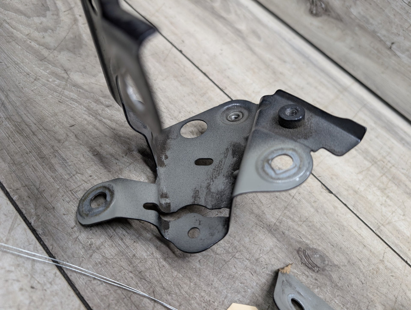 2017-2023 BMW 530i G30 Front Right Passenger Fender Brackets SET 7349618