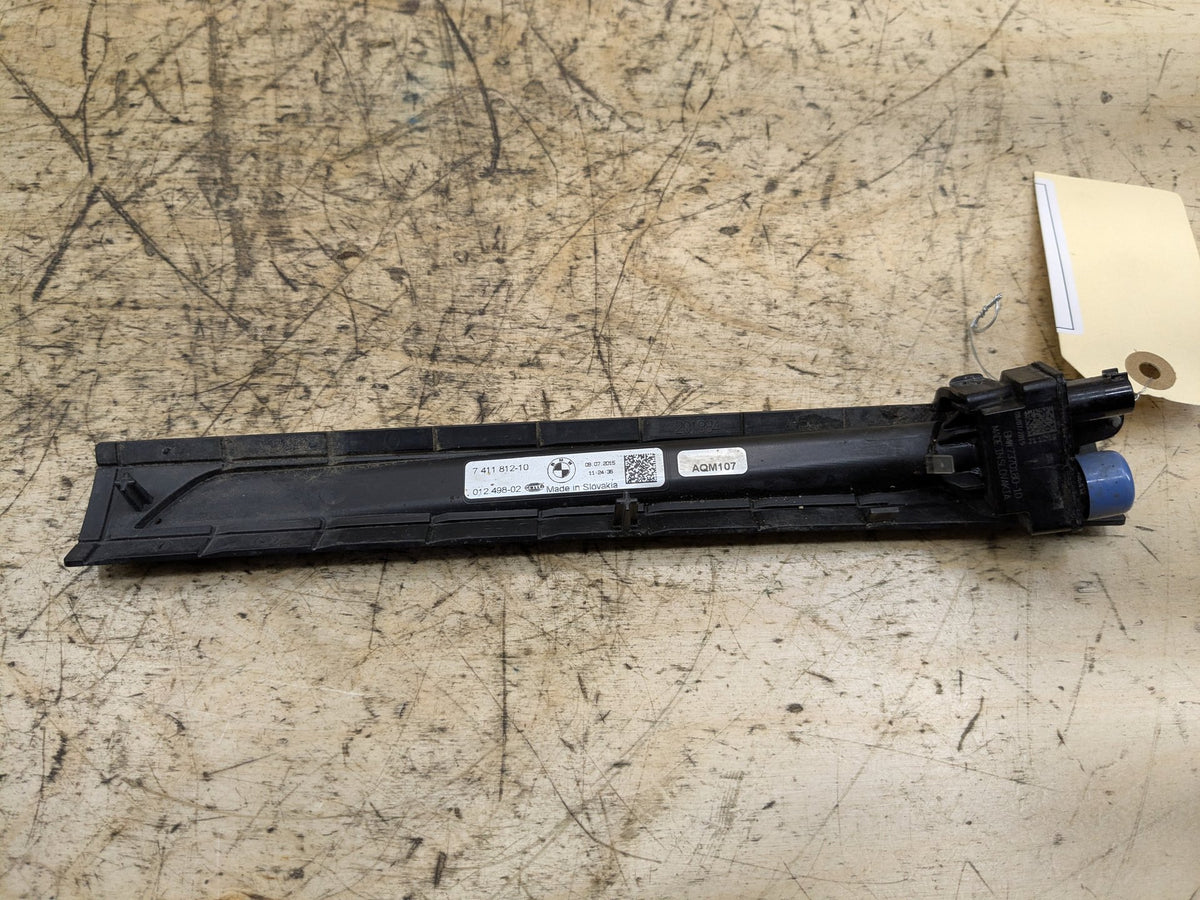 2016-2019 BMW 750i G12 Right Passenger Rocker Panel Light Module 7370180 OEM