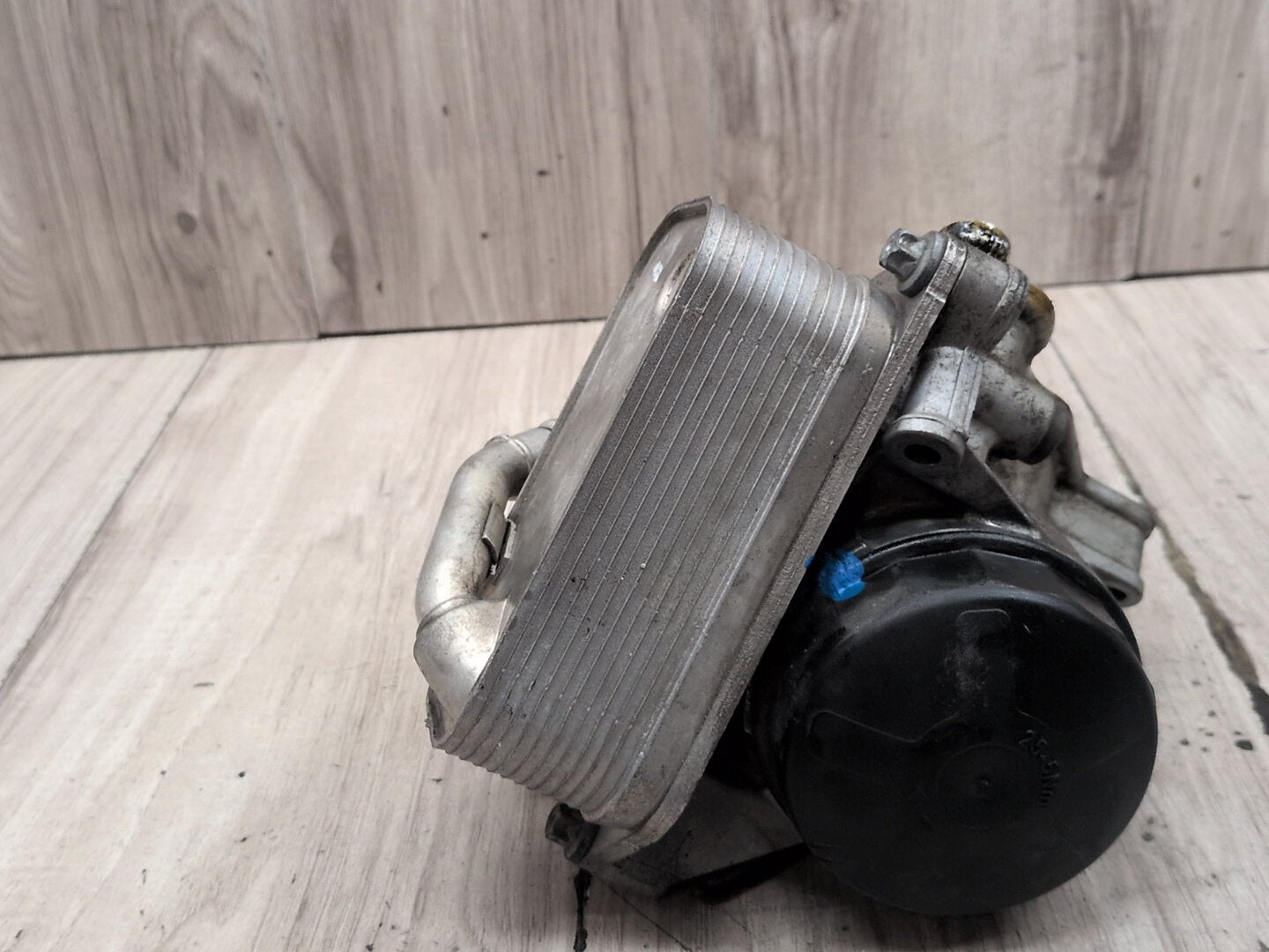 10-17 OEM BMW F01 F07 F10 F12 F25 X3 X4 N55 Engine Oil Filter Housing COOLER