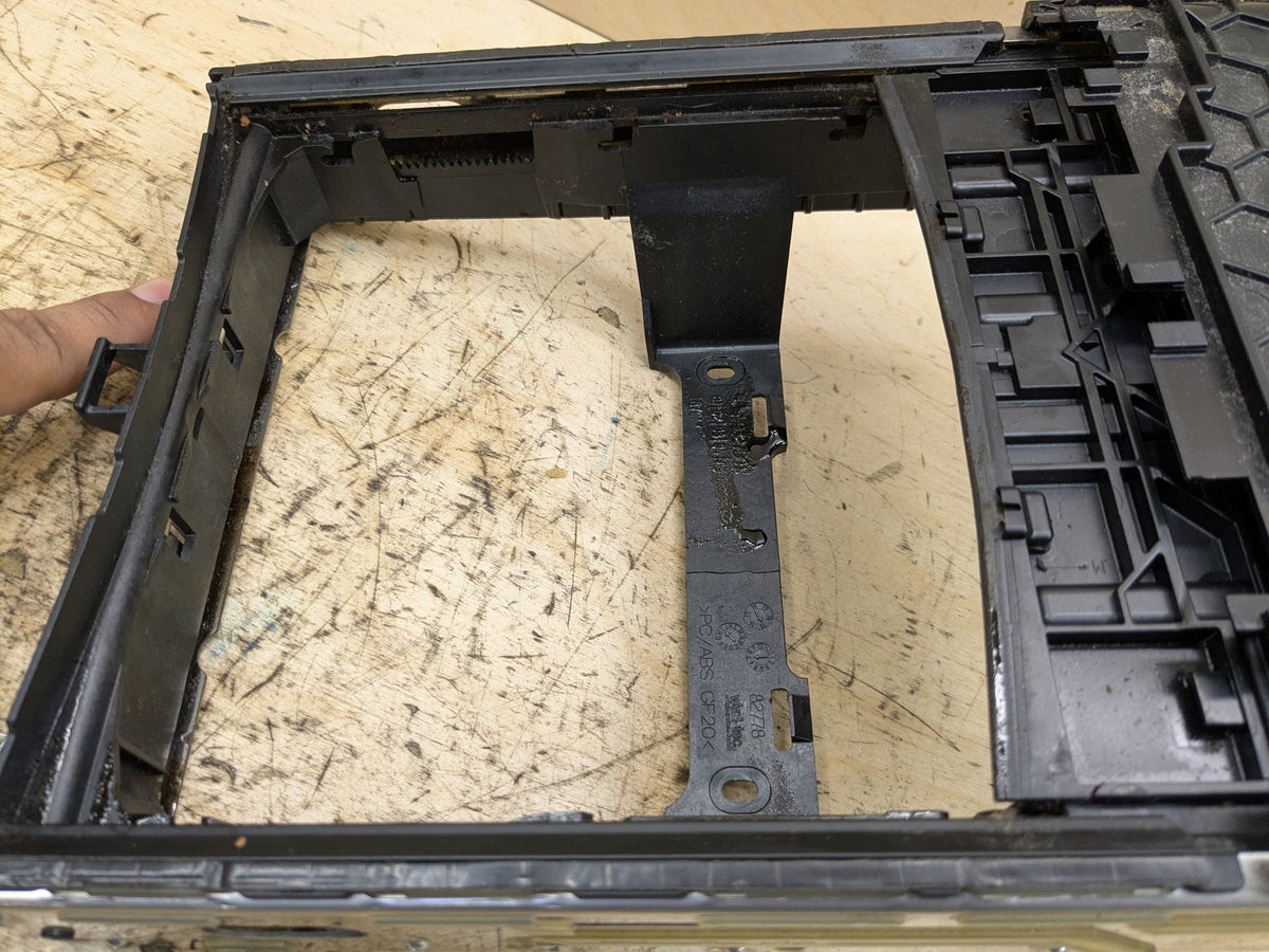 2016-2019 BMW 750i G12 Center Console Cup Holder Storage Compartment 9327501 OEM