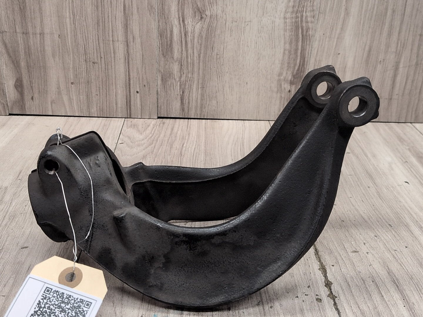 2014 - 2018 BMW X5 F85 Front Left Driver Spring Strut Shock Absorber Bracket 6851591 S63B44T2