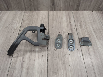 11-16 OEM BMW F10 528 550 Front Left Driver Side Fender Bracket Wing Holder SET
