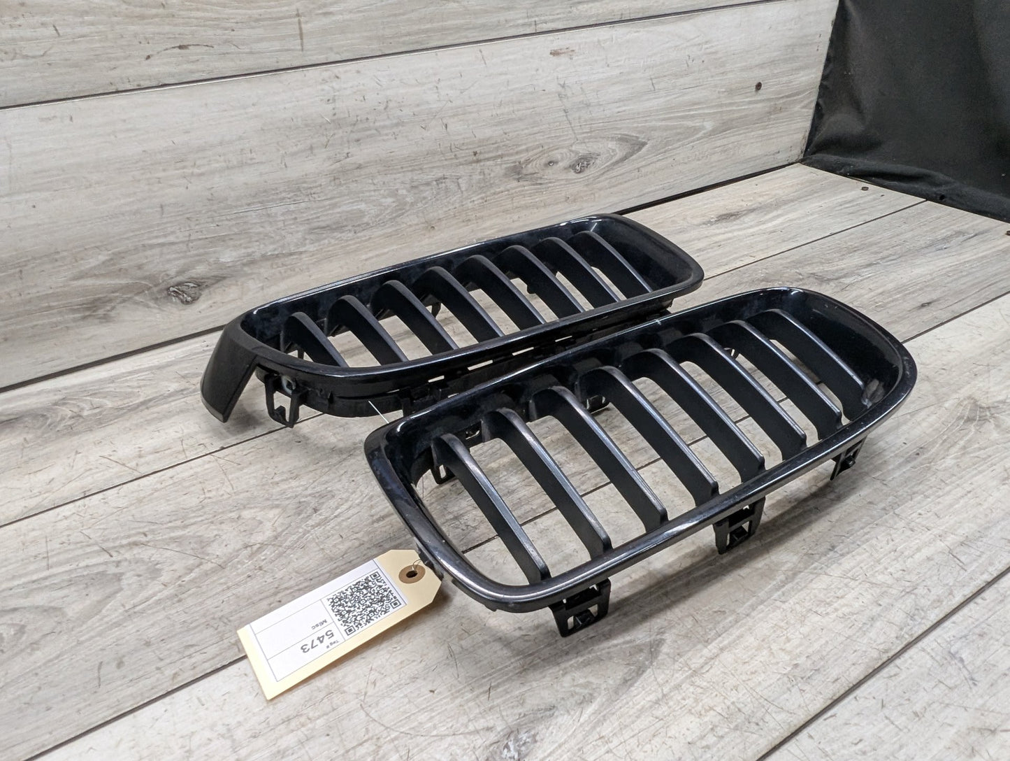 2012-2018 BMW 340i F30 Front Left Right Upper Bumper Cover Kidney Grilles SET 7405835