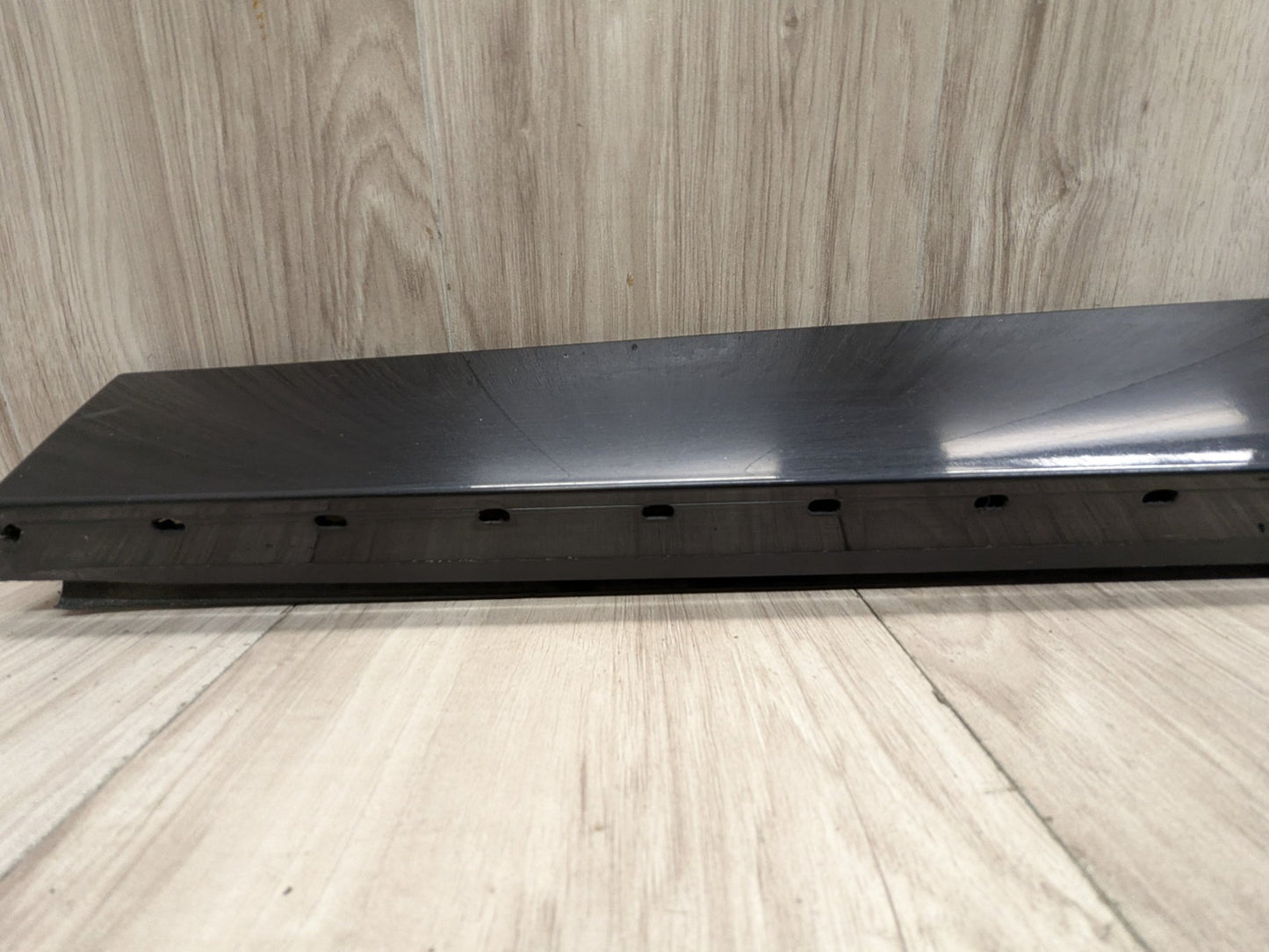 2011 - 2017 BMW X3 F25 Front Left Driver Exterior Door Trim Molding 8050441 N20B20O0
