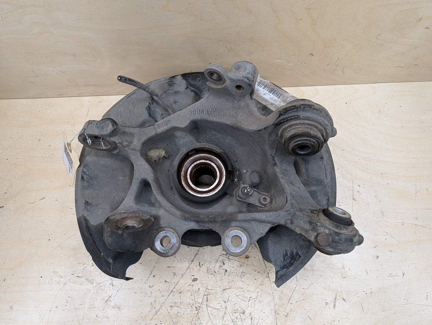 2012-2018 BMW 328i F30 Rear Right Passenger Spindle Knuckle w/ Bearing 6792522