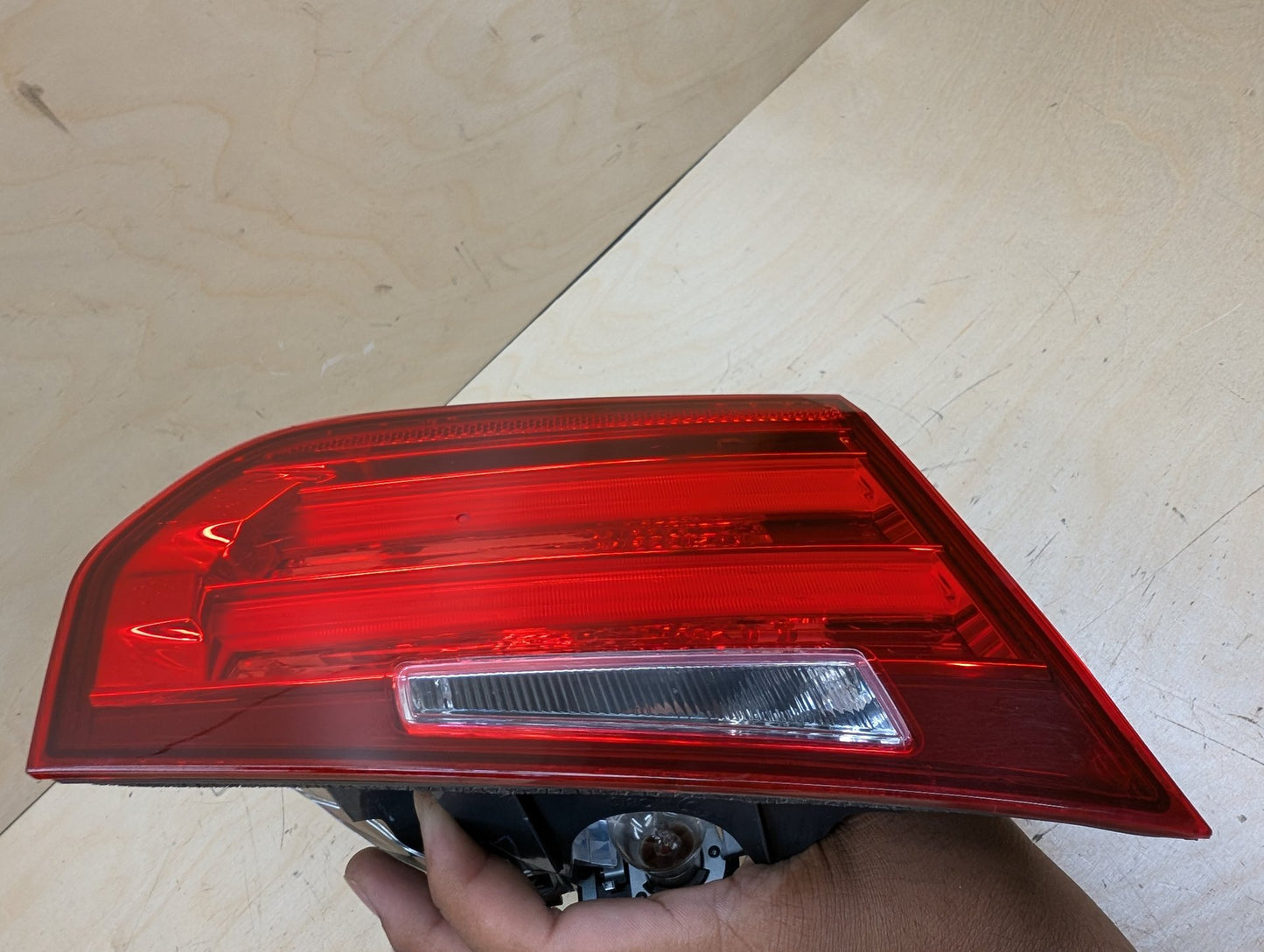 12-15 OEM BMW F30 F31 F80 328 335 M3 Rear Left Driver Side Inner Tail Light Lamp