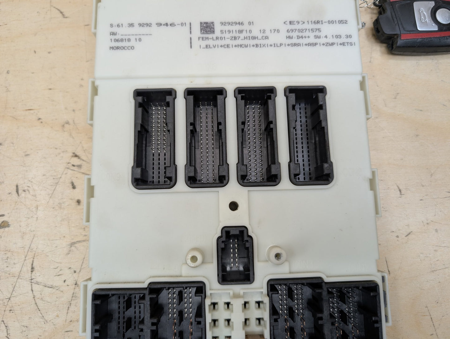 2012-2018 BMW 328i F30 Bdc Body Domain Fem Control Module w/ Key 9292946