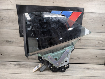 2008 - 2017 Audi S5 8T Left Driver Quarter Panel Window Glass 8F0839397D