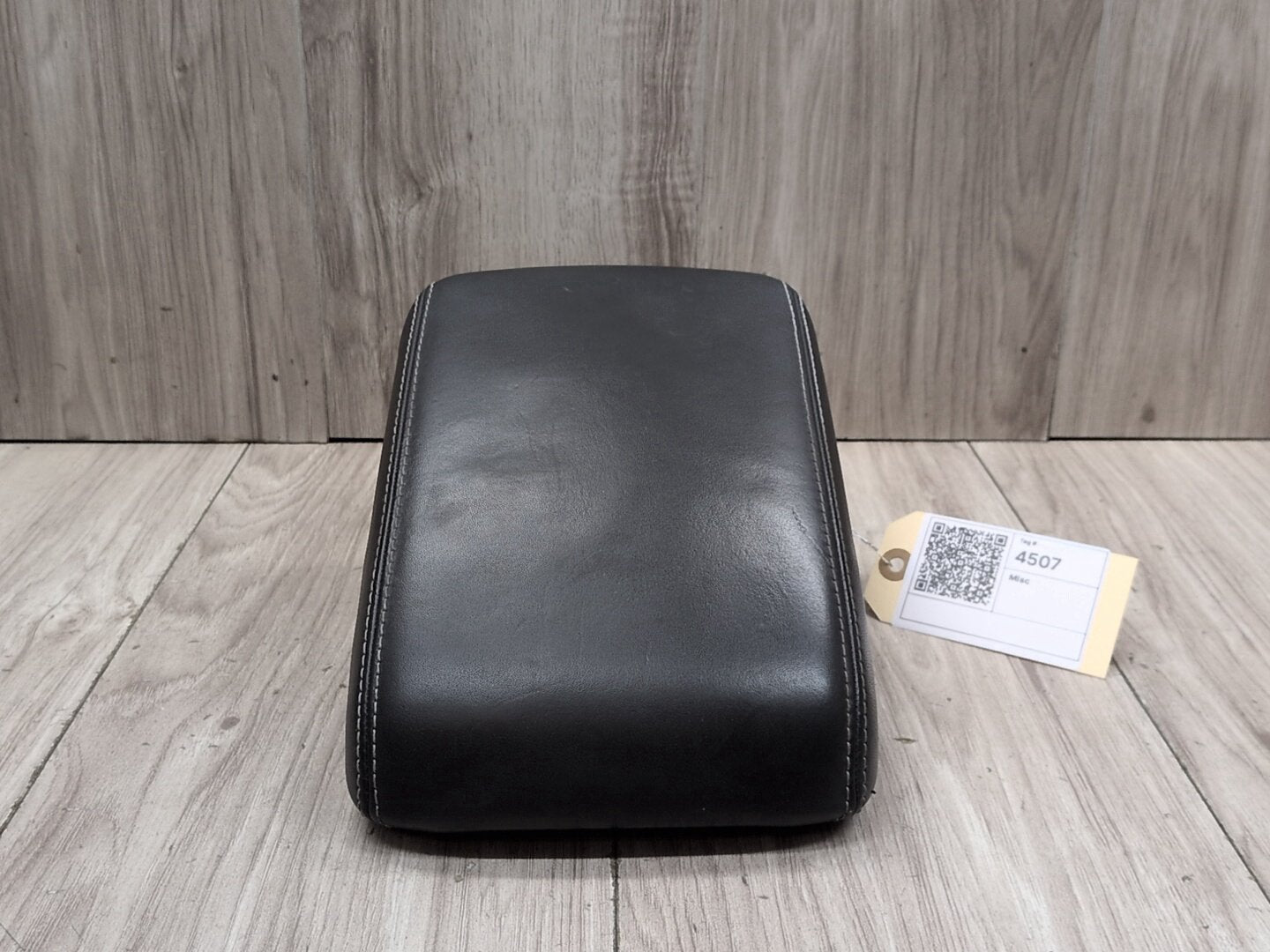 2008 - 2017 Audi S5 8T Center Console Armrest Arm Rest  8K0864207H