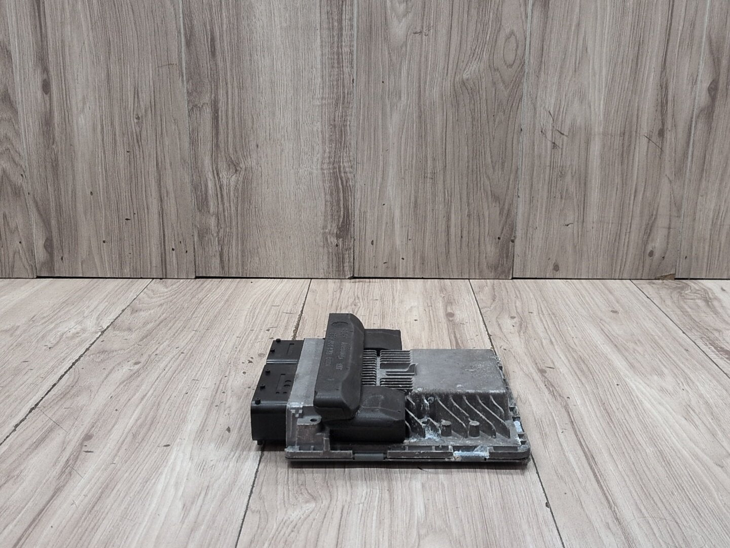 2010-2016 Audi B8 S4 CCBA Engine Motor ECU DME Computer Module 8K0907551B