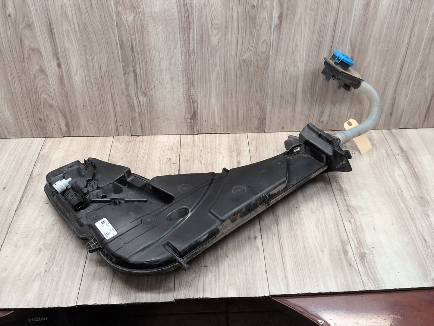 OEM BMW F97 F97 X3 X4 X3M X4M Windshield Wipe Washer Bottle Tank Reservoir