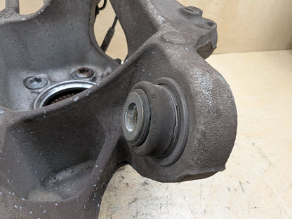 2016-2022 BMW 750i G12 Rear Right Passenger Spindle Knuckle w/ Bearing 6865662