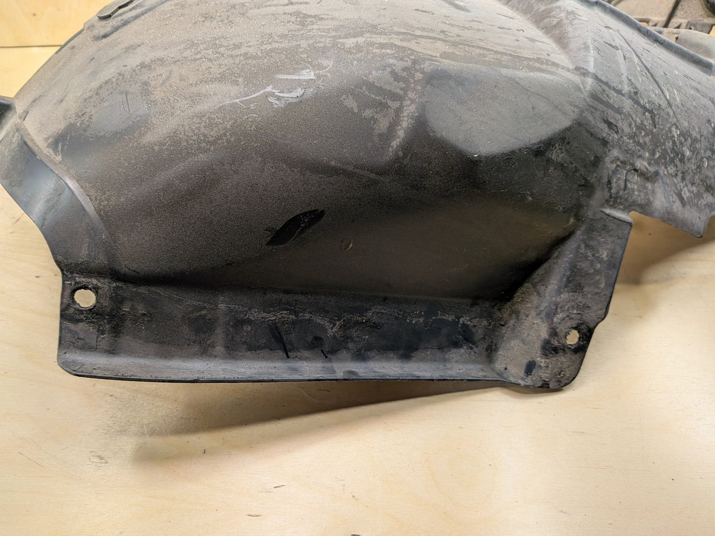 09-11 OEM BMW E90 328 335 LCI Front Left Driver Fender Liner Wheel Splash Shield