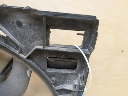 2015-2018 BMW X5 F85 Radiator Fan Shroud Housing w/ Motor 7647371