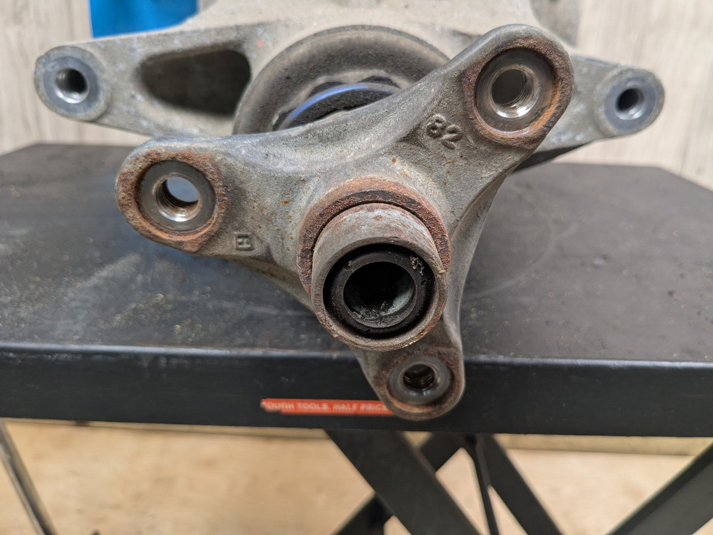 16-22 OEM BMW G11 G12 750 M760 G30* M550 N63 Rear Differential Axle Carrier 2.81